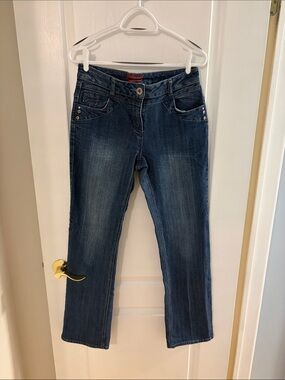 Dark Wash Women’s Straight-Leg Jeans
